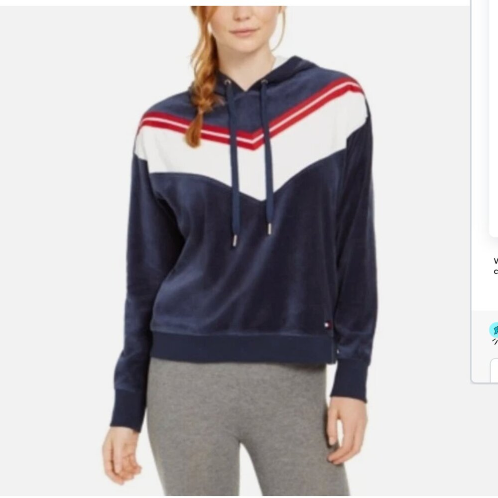 NWT Tommy Hilfiger Sport Women's Velour Chevron Pullover Hoodie